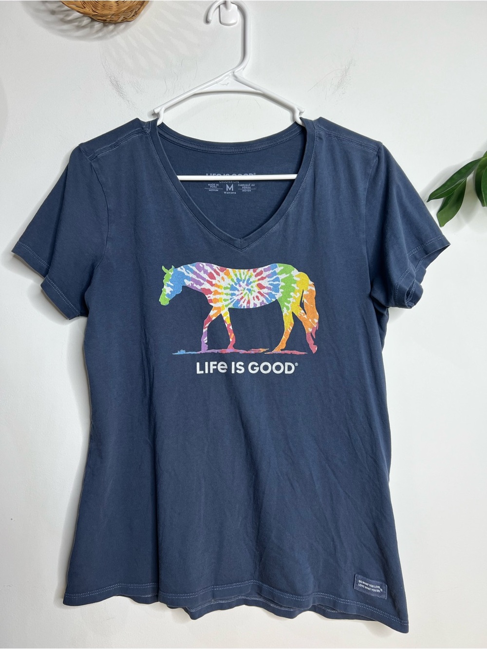 100% Cotton Life Is Good T-Shirt Size Medium